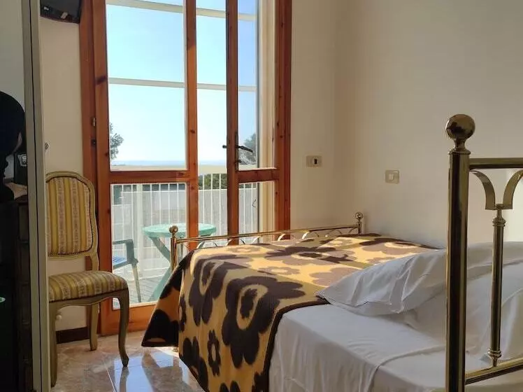 اتاق استاندارد یک نفره, Atlantico
