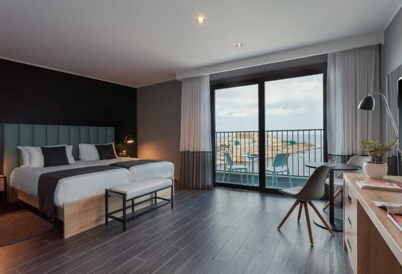 اتاق سوپریور با چشم‌انداز دریا, Be