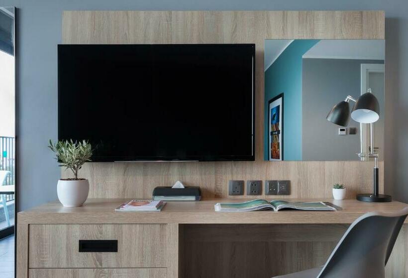 اتاق سوپریور با چشم‌انداز دریا, Be