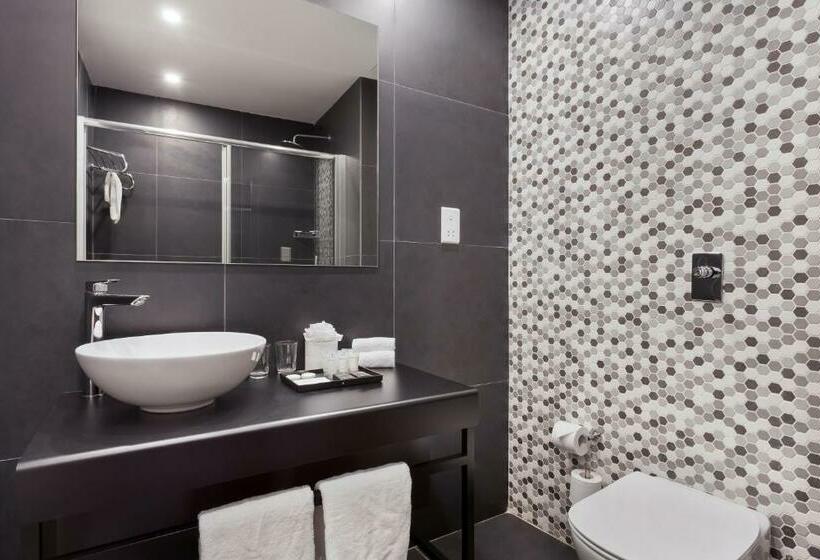 اتاق سوپریور, Be