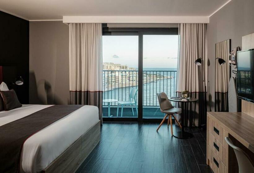 اتاق سوپریور با چشم‌انداز دریا, Be