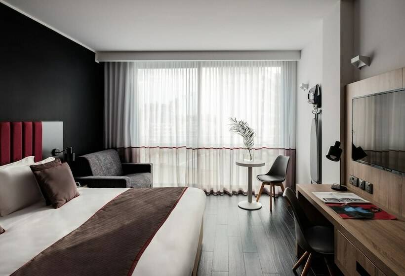 اتاق سوپریور, Be