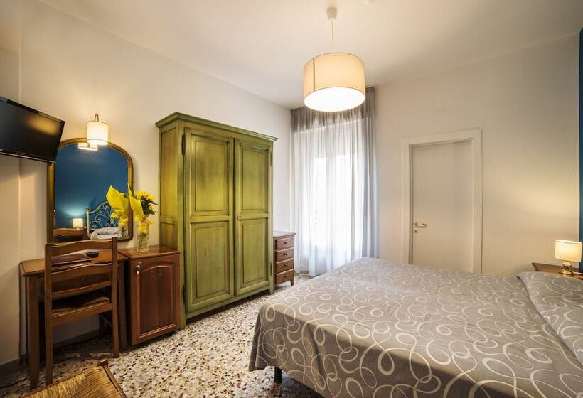 标准间带阳台, Bisesti S