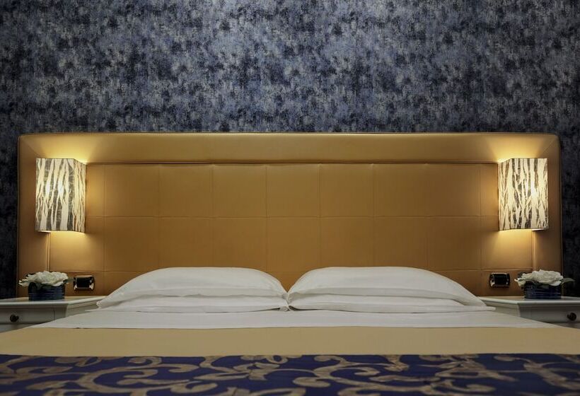 اتاق کلاسیک, Ca Bragadin E Carabba