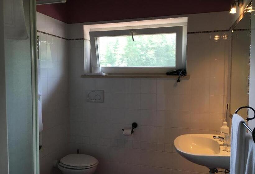 带1个卧室的高级公寓, Cascina Vignole
