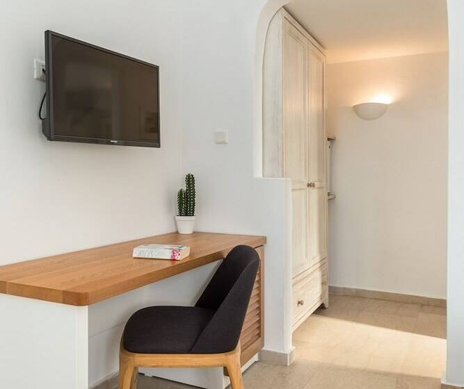 スタンダードルーム, Corfos