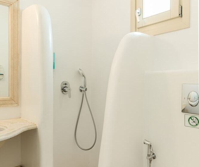 スーペリアールーム, Corfos