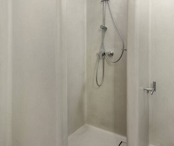 オーシャンビュークラシックルーム, Corfos