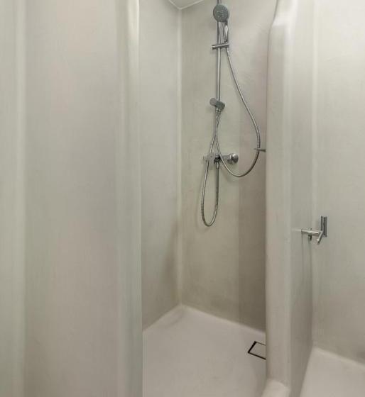 オーシャンビュークラシックルーム, Corfos