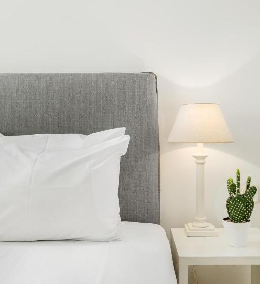 オーシャンビュークラシックルーム, Corfos