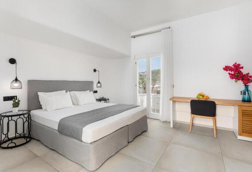 スーペリアールーム, Corfos