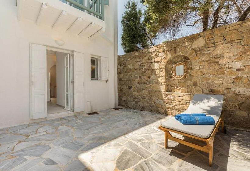 1ベッドルームアパートメント, Corfos