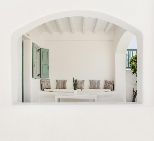 1ベッドルームアパートメント, Corfos