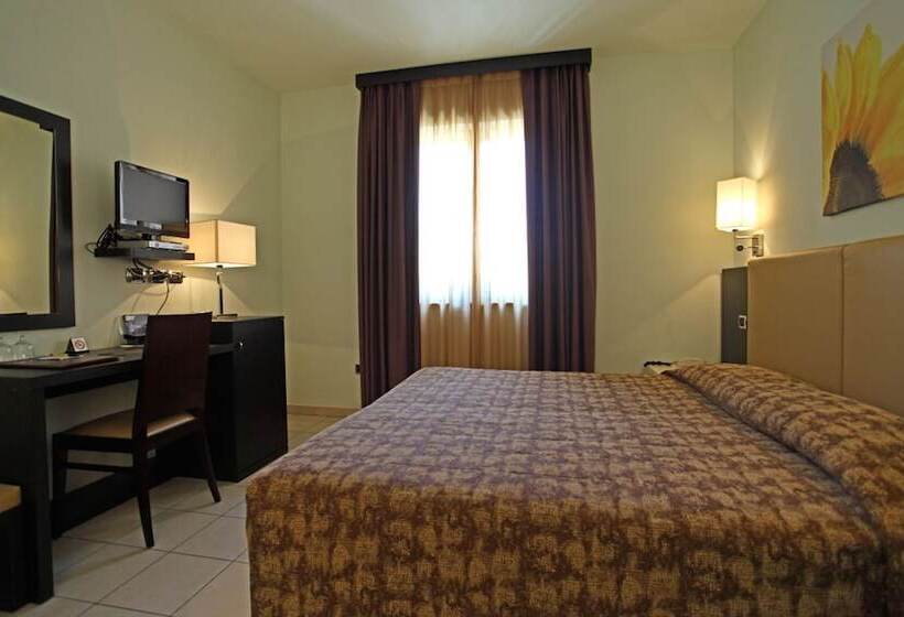 Полулюкс, Euro