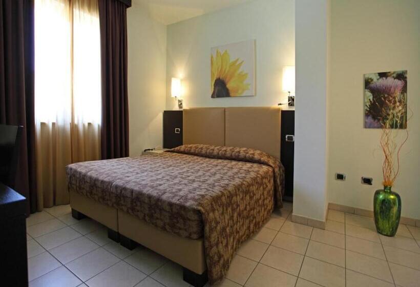 Полулюкс, Euro