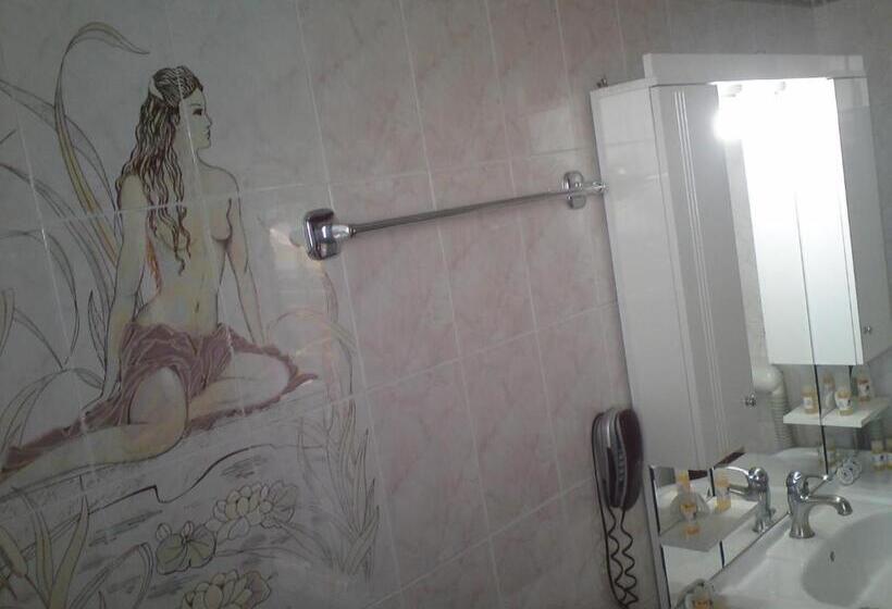 패밀리 룸, Faros Ii