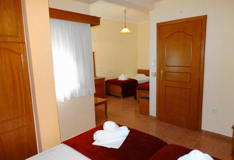 스탠다드 트리플 룸, Faros Ii