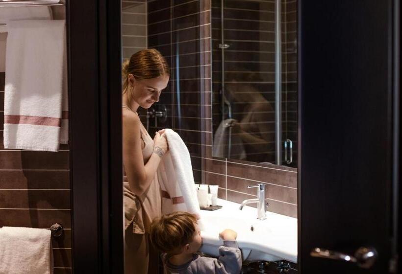 Трехместный Номер Классика, G Hotel Ancona