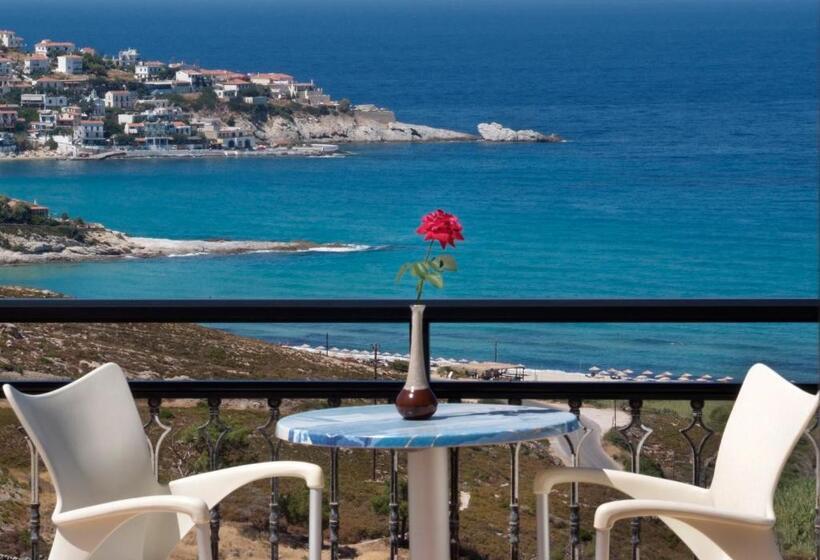 اتاق استاندارد با چشمانداز دریا, Ikaros Star