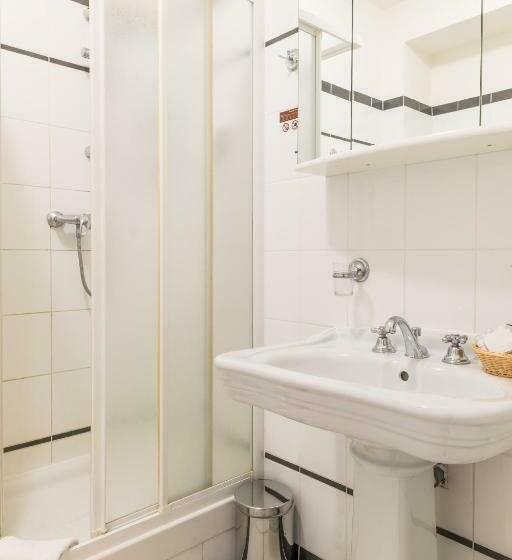 اتاق استاندارد, Leon D´oro