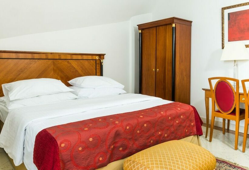 اتاق استاندارد, Leon D´oro