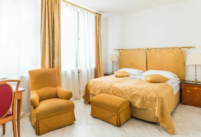 اتاق استاندارد, Leon D´oro