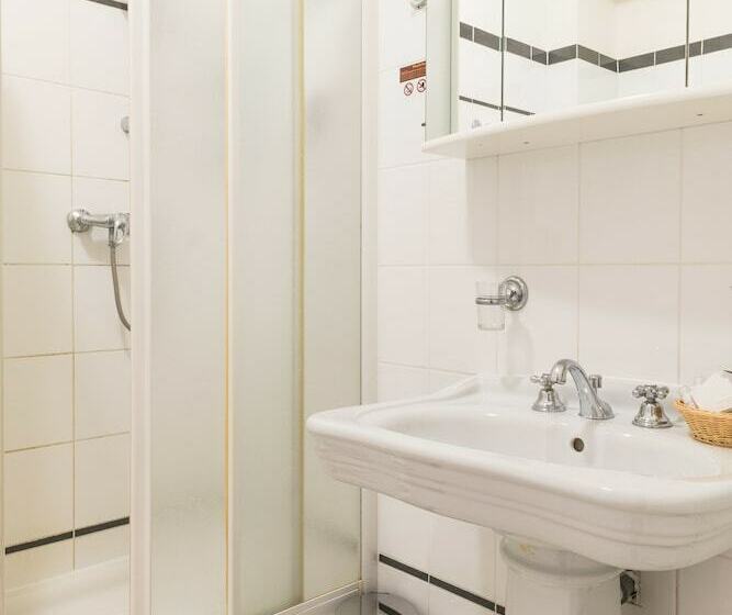 اتاق استاندارد, Leon D´oro