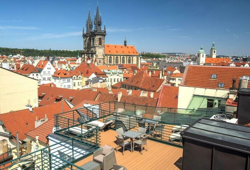 سوییت سوپریور, Leon D´oro