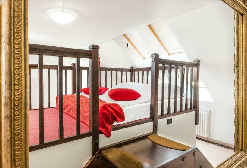 Suite with Terrace, Leon D´oro