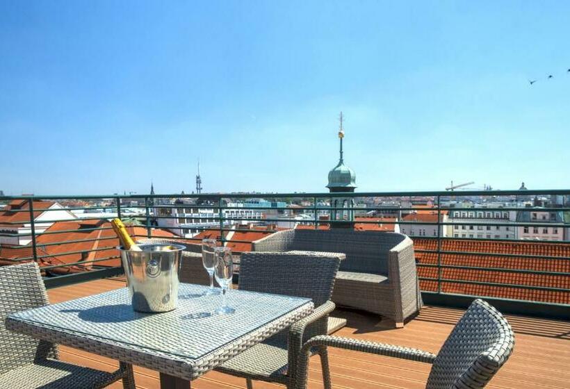 Suite with Terrace, Leon D´oro