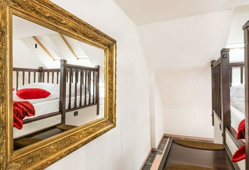 Suite with Terrace, Leon D´oro