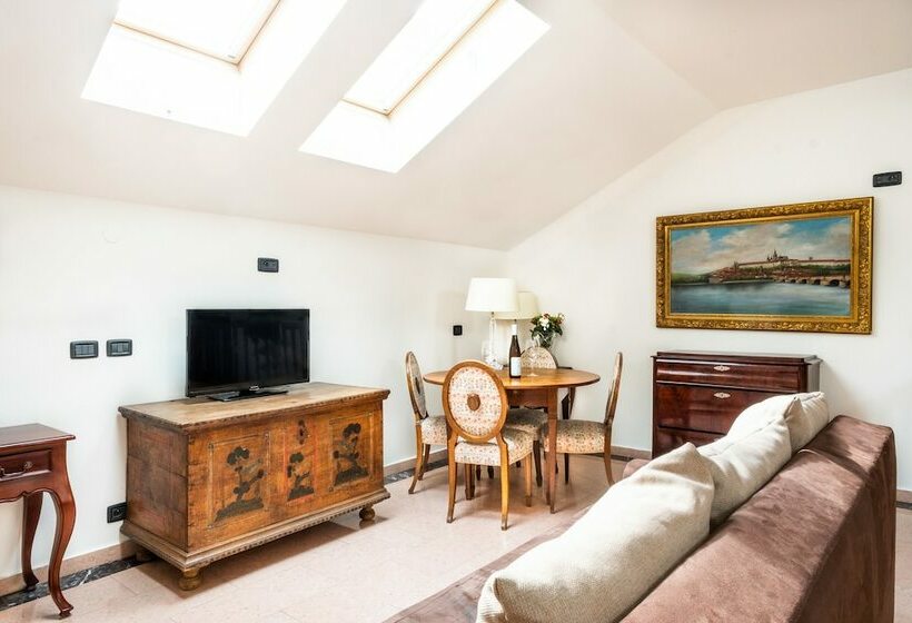 Suite with Terrace, Leon D´oro