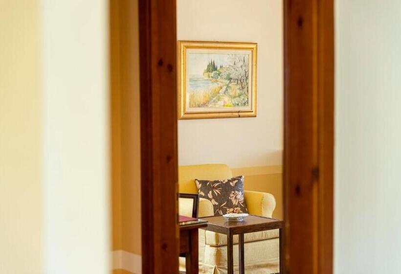 Полулюкс, Resort Locanda San Verolo Boutique