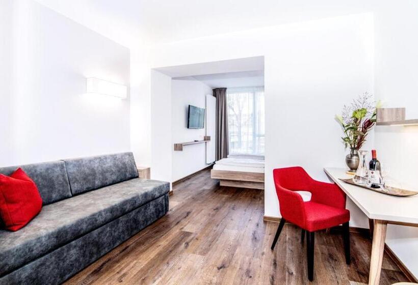 高级三人间, Mondschein