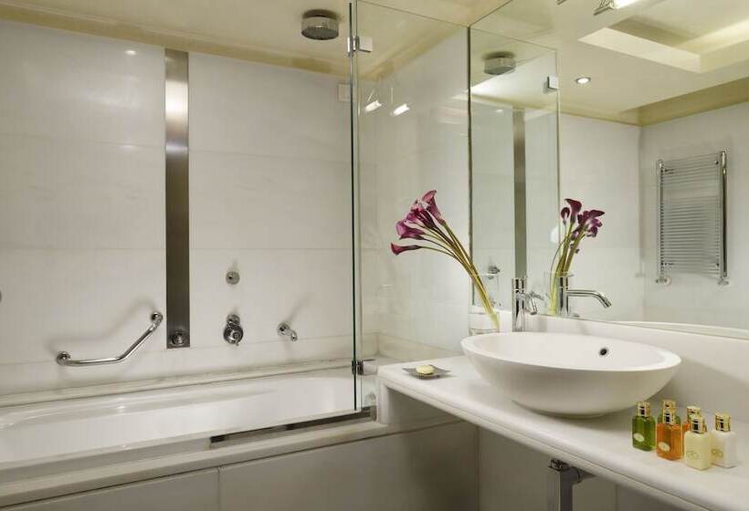 سوییت جونیور, Palazzo Giovanelli E Gran Canal