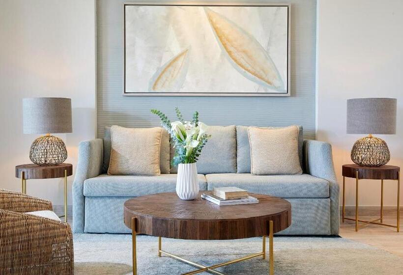 סוויטה נוף לבריכה, Porto Sani