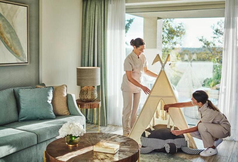 סוויטה נוף לבריכה, Porto Sani