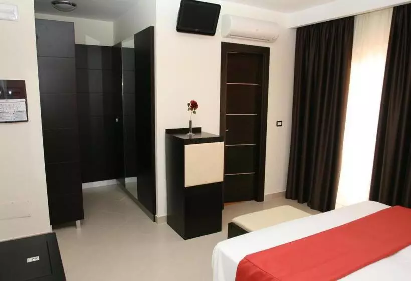Standard Kolmen Hengen Huone, Rama Palace
