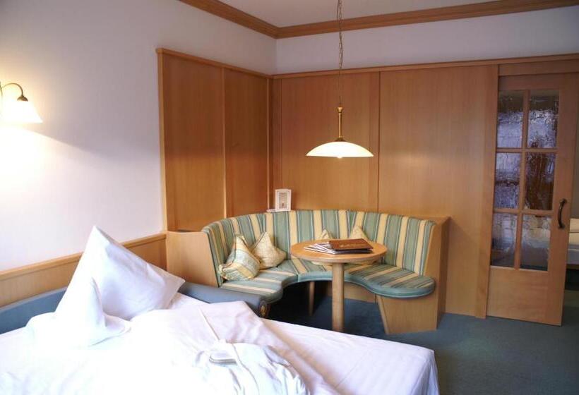 高级小型套房, Sittnerhof