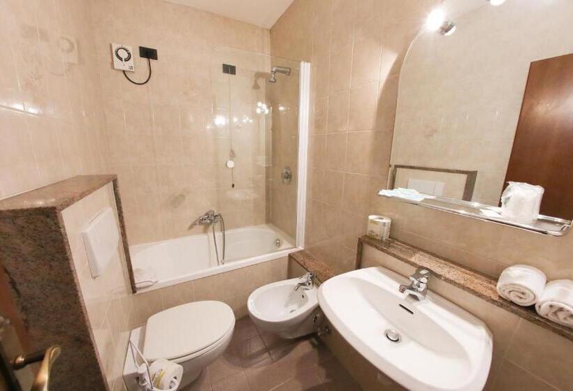 חדר סטנדרט, Sporting