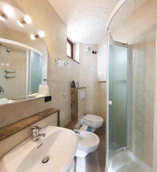 חדר סופריור, Sporting