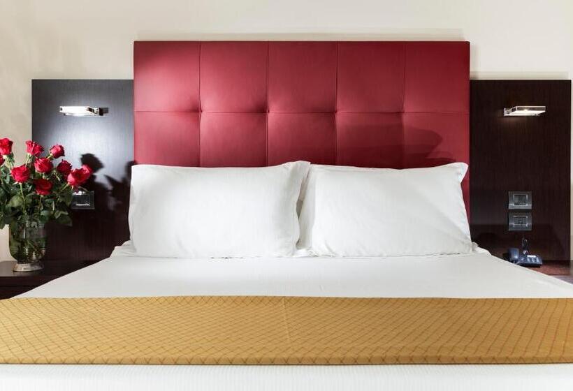 Economy Triple Room, Terminal Palace & Spa