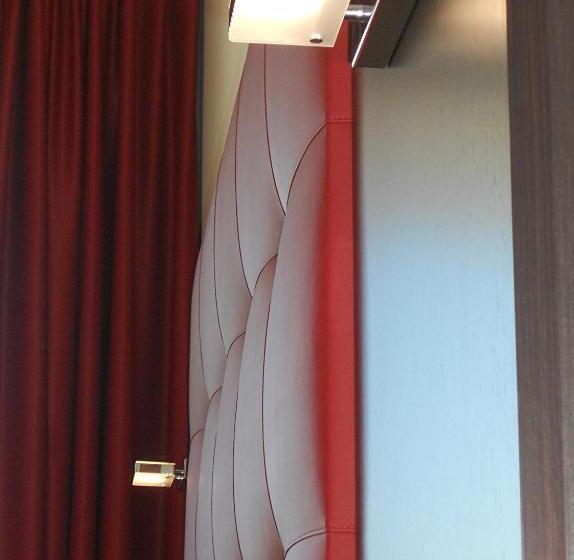 חדר אקונומי יחיד, Terminal Palace & Spa