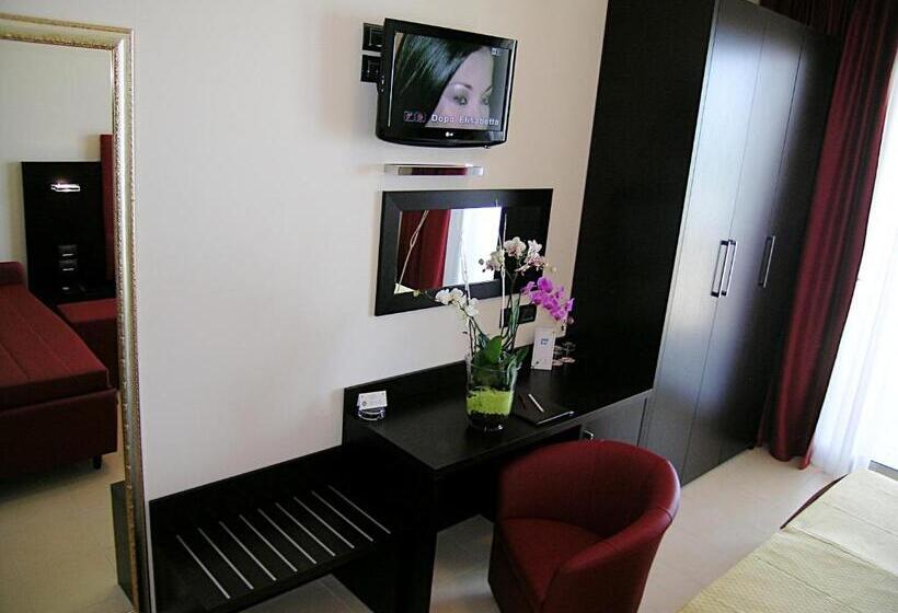 חדר סופריור משפחתי נוף לים, Terminal Palace & Spa