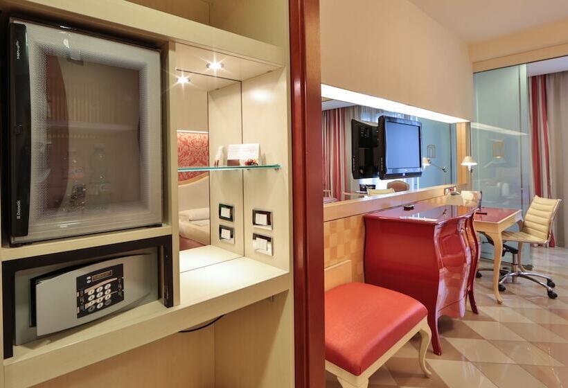 اتاق سوپریور, Unahotels Expo Fiera Milano