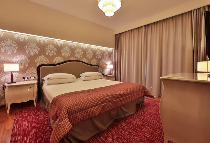 سوییت جونیور, Unahotels Expo Fiera Milano