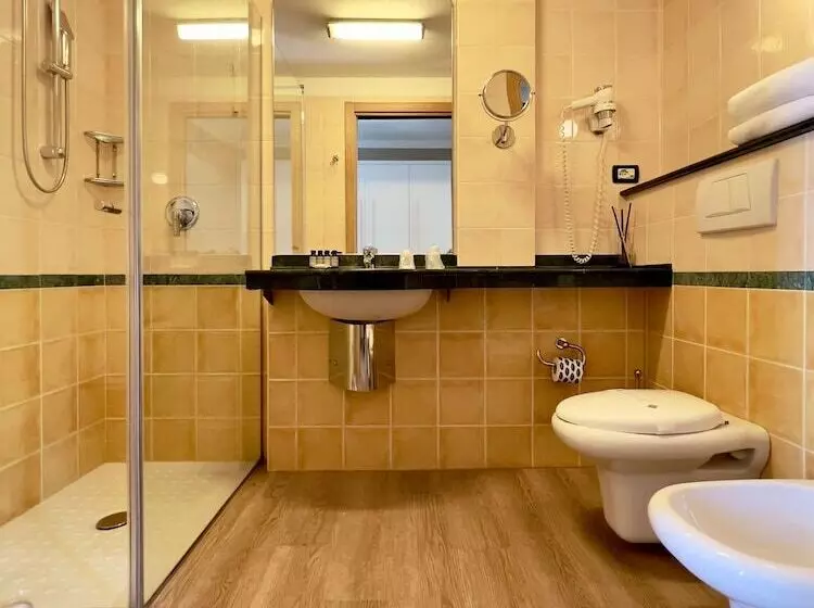 سوییت جونیور با چشم‌انداز دریاچه, Villa Maria Au Lac   Estella Hotels Italia