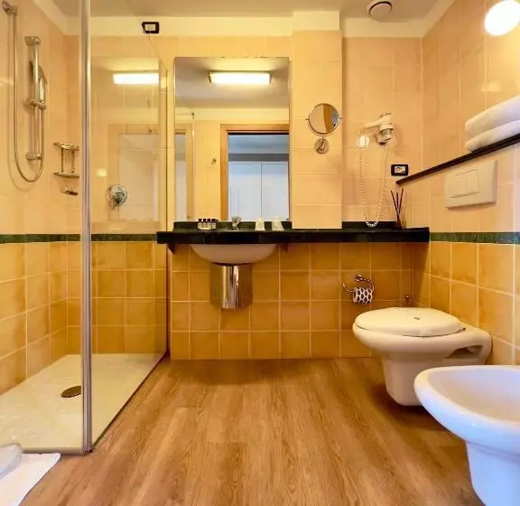 سوییت جونیور با چشم‌انداز دریاچه, Villa Maria Au Lac   Estella Hotels Italia