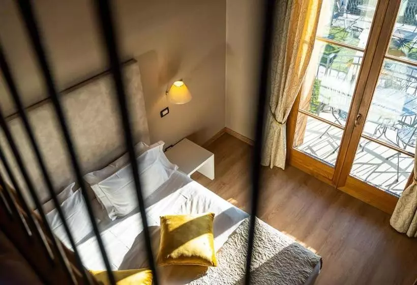 اتاق خانوادگی با چشم‌انداز باغ, Villa Maria Au Lac   Estella Hotels Italia