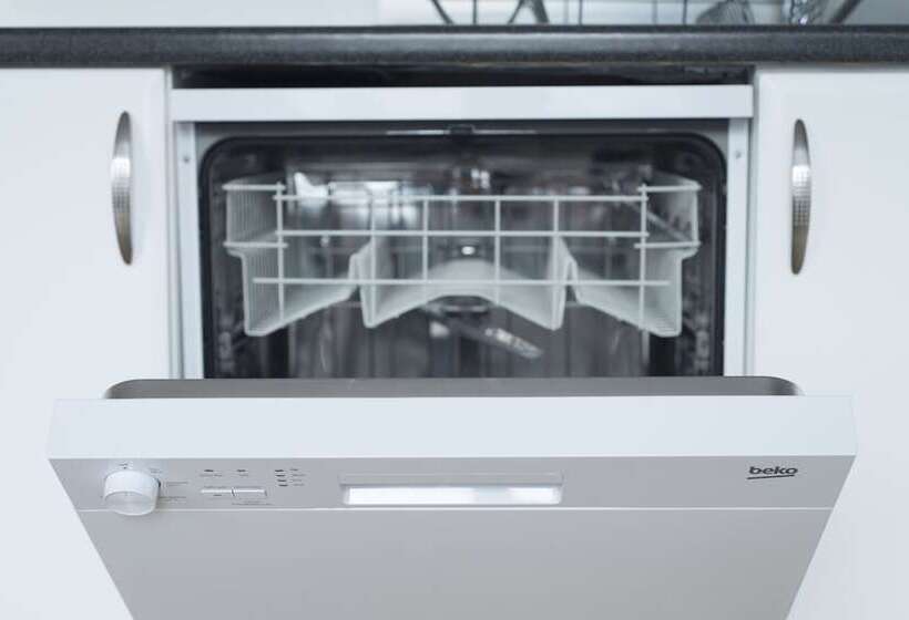 Апартаменты 2 Спальни, Ocean Serviced Apartments